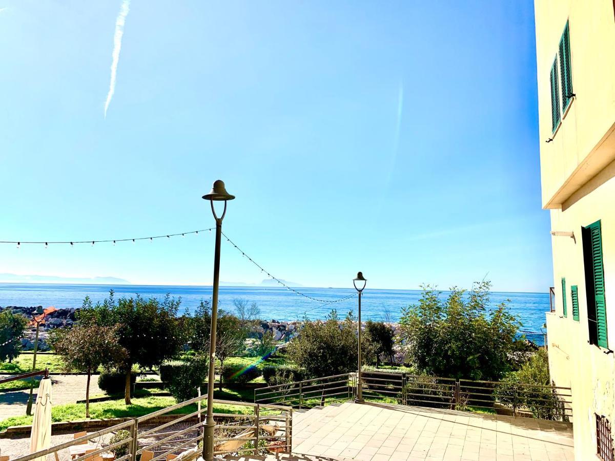 ポッツオーリ Artis Mare Bed & Breakfast エクステリア 写真