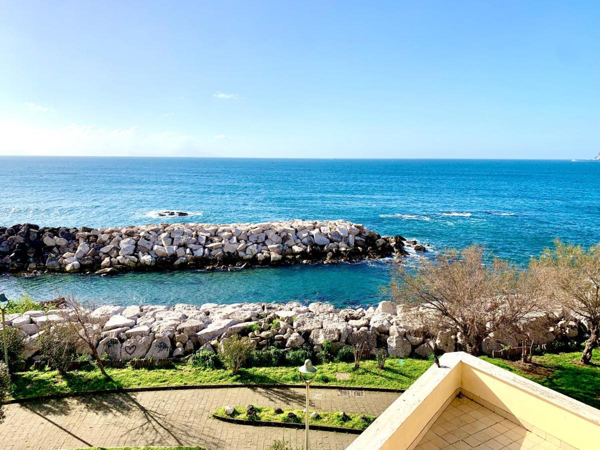 ポッツオーリ Artis Mare Bed & Breakfast エクステリア 写真