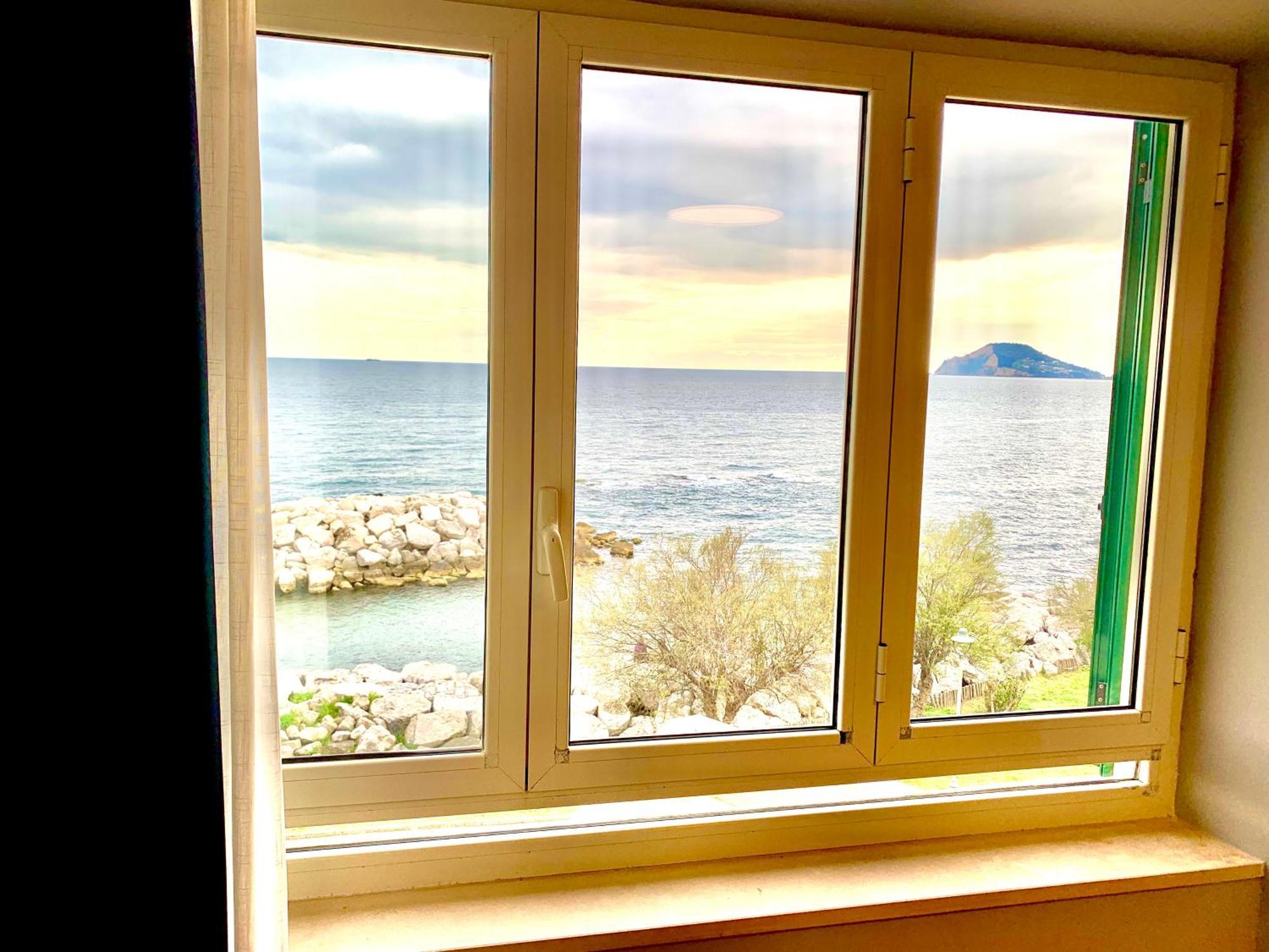ポッツオーリ Artis Mare Bed & Breakfast エクステリア 写真